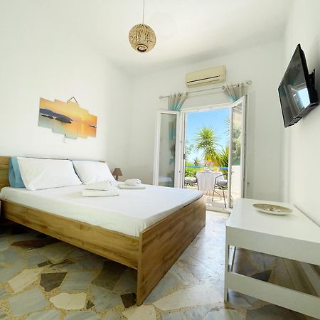 Odysseas Apartments 2 Marathokampos Luaran gambar