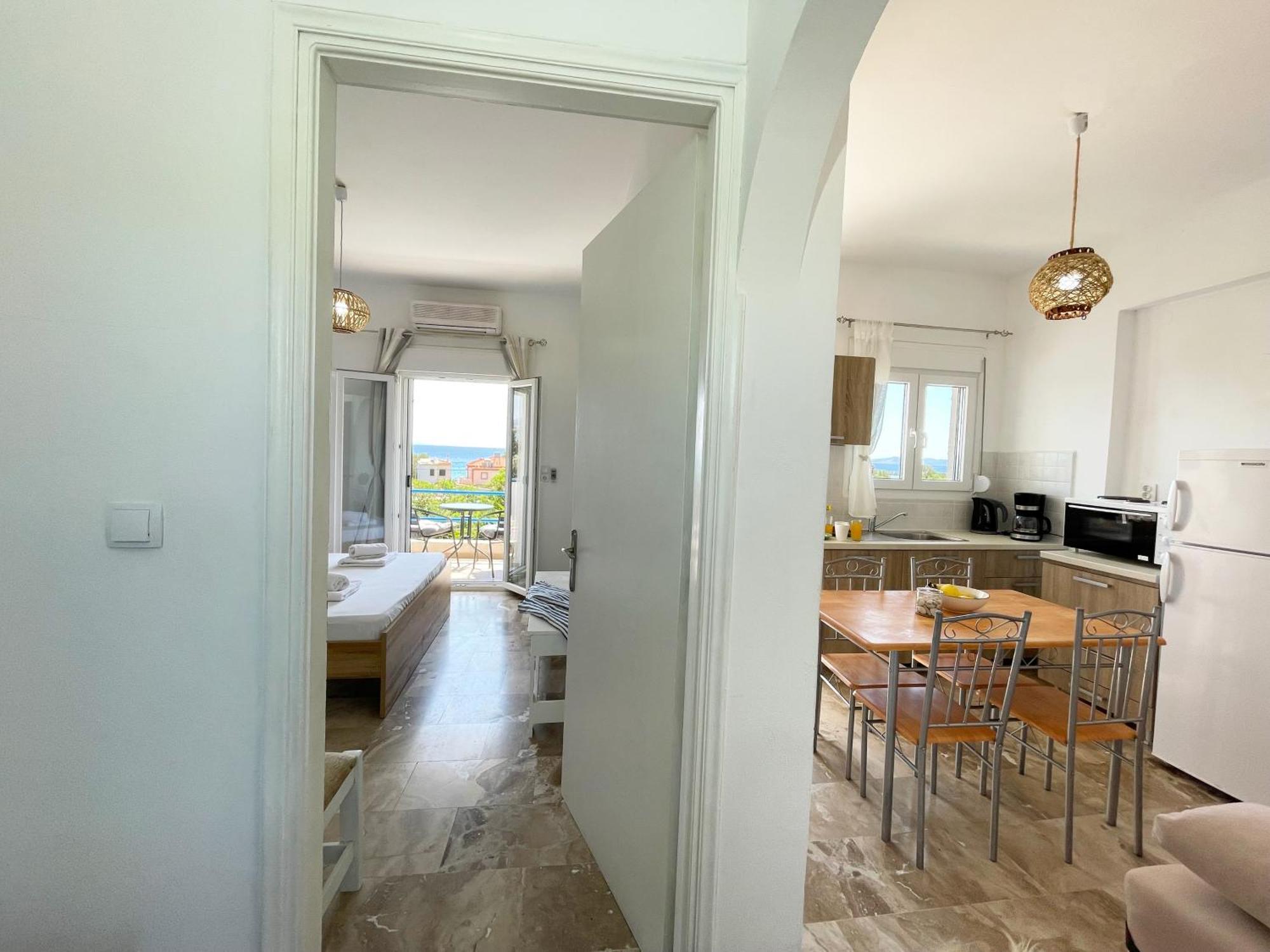 Odysseas Apartments 2 Marathokampos Luaran gambar