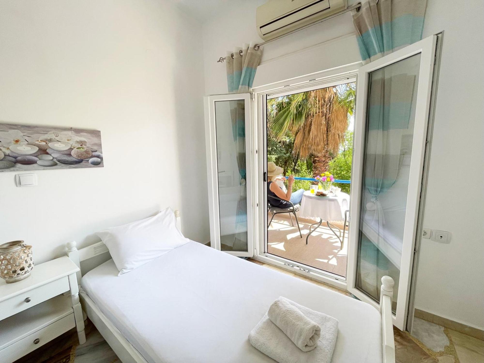 Odysseas Apartments 2 Marathokampos Luaran gambar